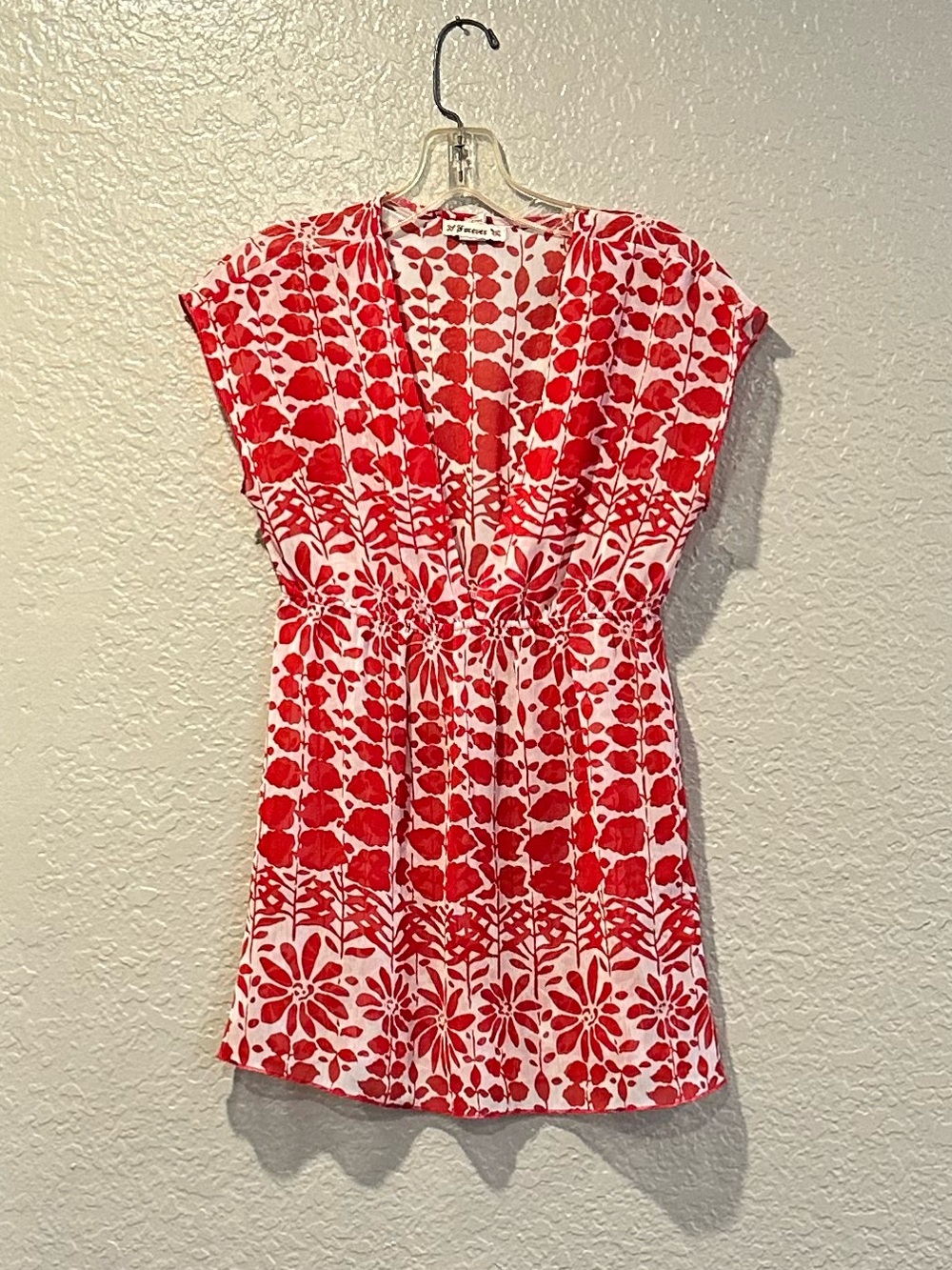 Vintage Floral Red & White Chiffon Top with Lettuce Trim-Size S